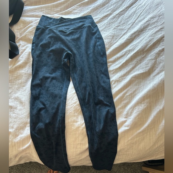 Alphalete Surface Power Legging 27" - Pebble Print Black
M - Picture 2 of 6